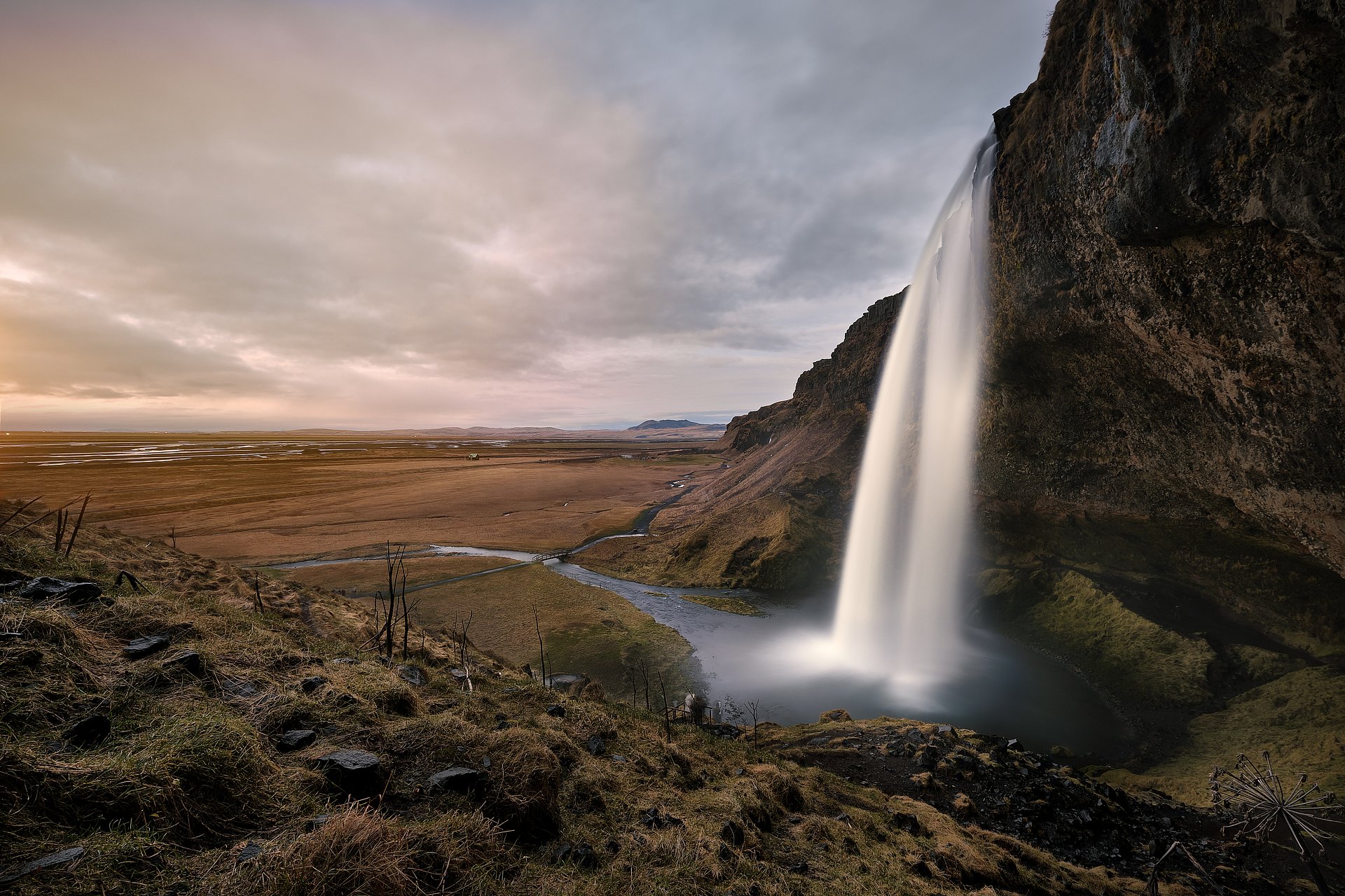 260616_1732_Nature_Chute2 1