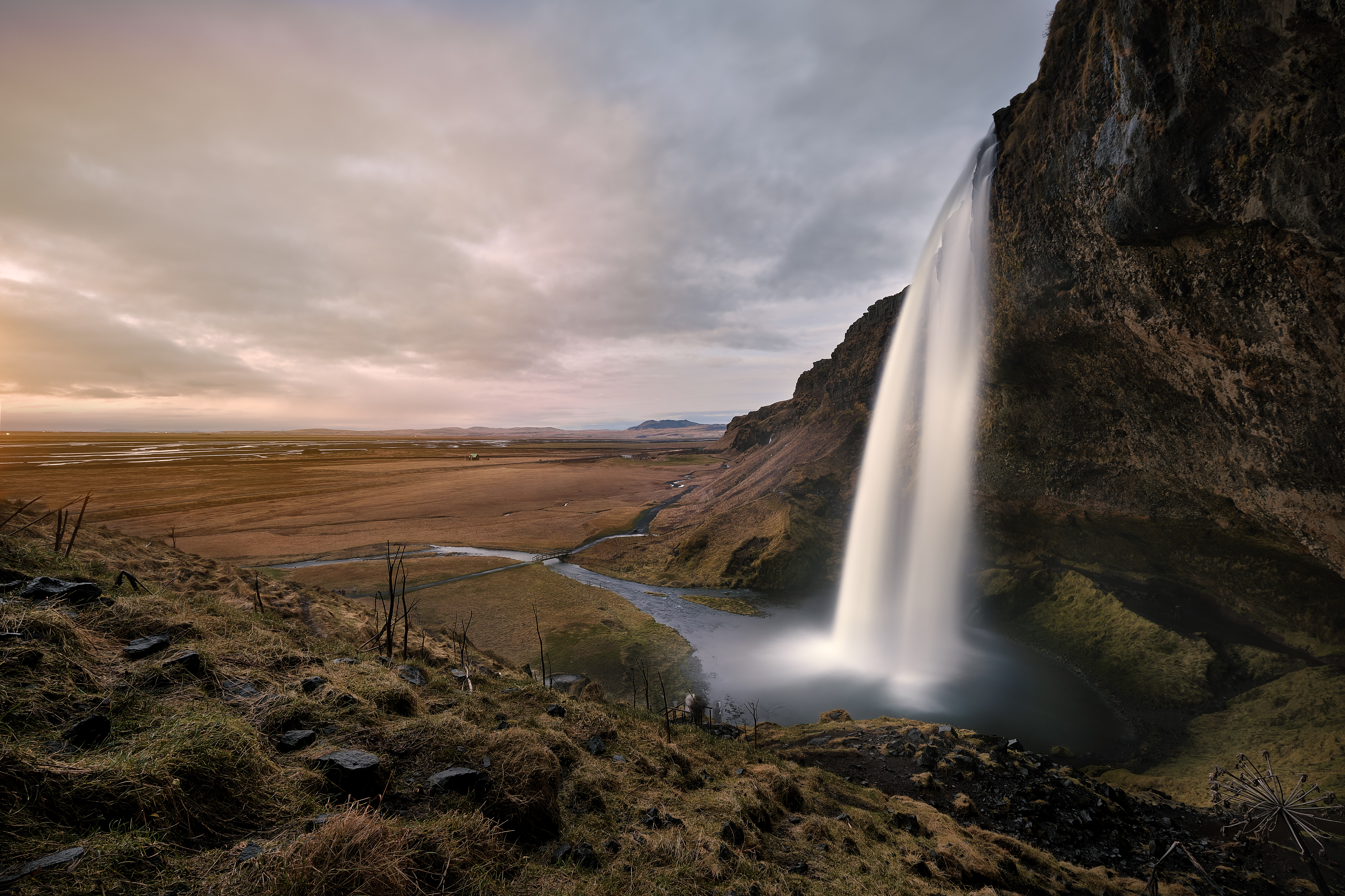 260616_1732_Nature_Chute2 1